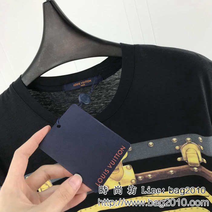 LV路易威登 19早春新款 金色鎖頭印花 雙股絲光棉 男款短袖 ydi1544